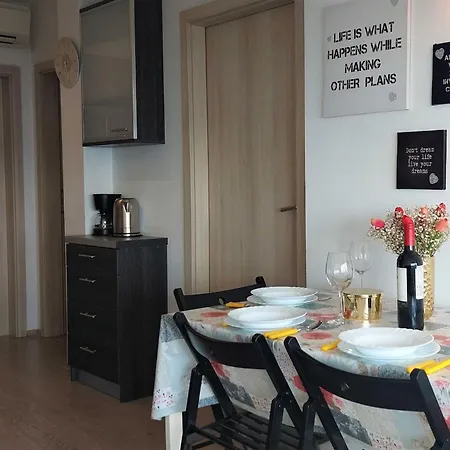 Apartman 2 Bedroom With Sea View *